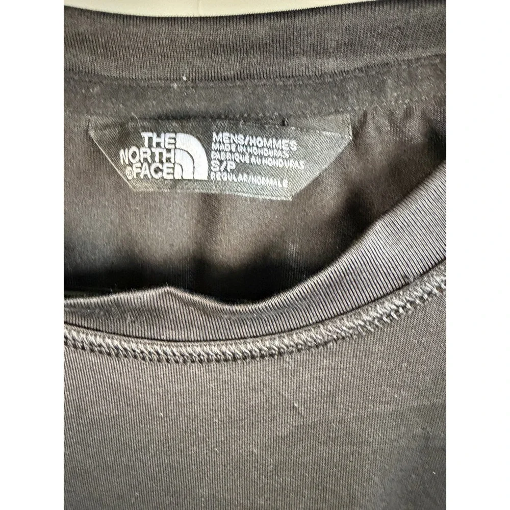 The North Face Mens FlashDry Long Sleeve Shirt Black Small Performance Tee